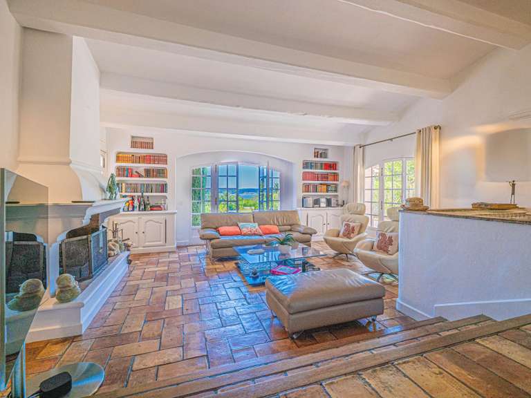 Maison Sainte-Maxime - 6 chambres - 197m²