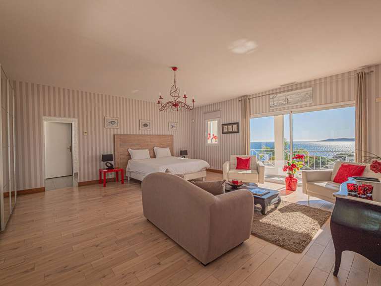 Maison Sainte-Maxime - 6 chambres - 388m²