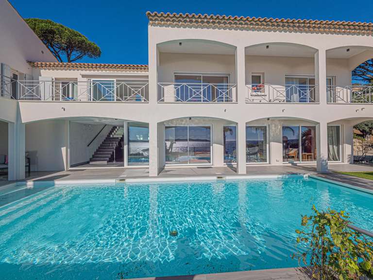 Maison Sainte-Maxime - 6 chambres - 388m²