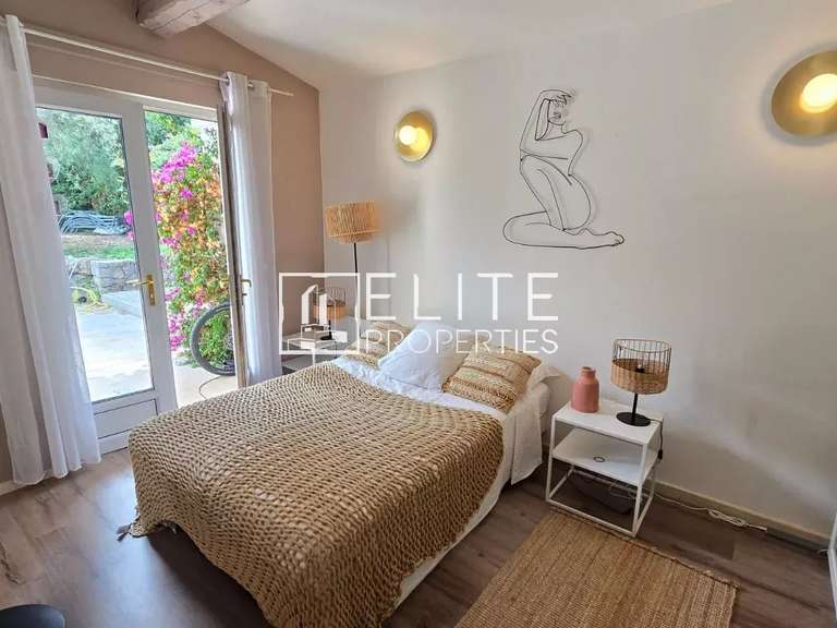 Maison Peymeinade - 6 chambres - 203m²