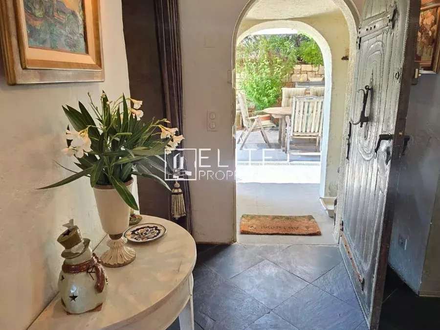 House Mouans-Sartoux