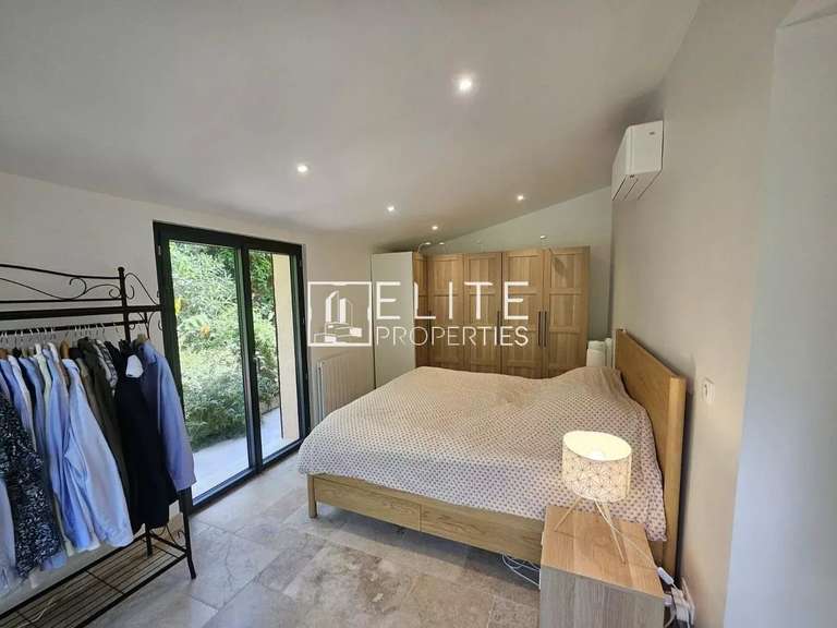 Maison Cabris - 5 chambres - 185m²