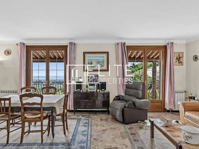 House Mandelieu-la-Napoule - 3 bedrooms - 147m²