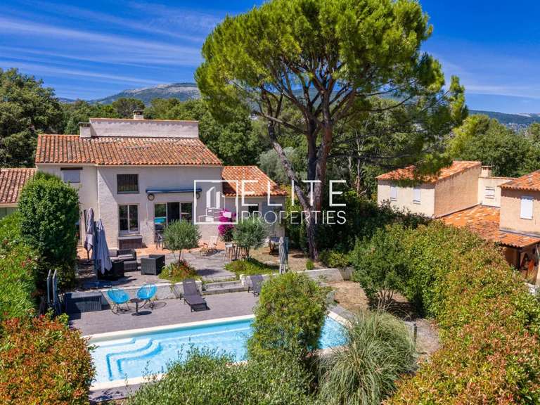 Maison Grasse - 4 chambres - 135m²