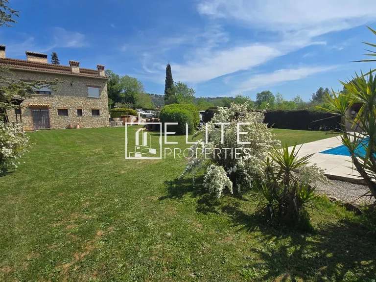 Maison Mouans-Sartoux - 5 chambres - 265m²