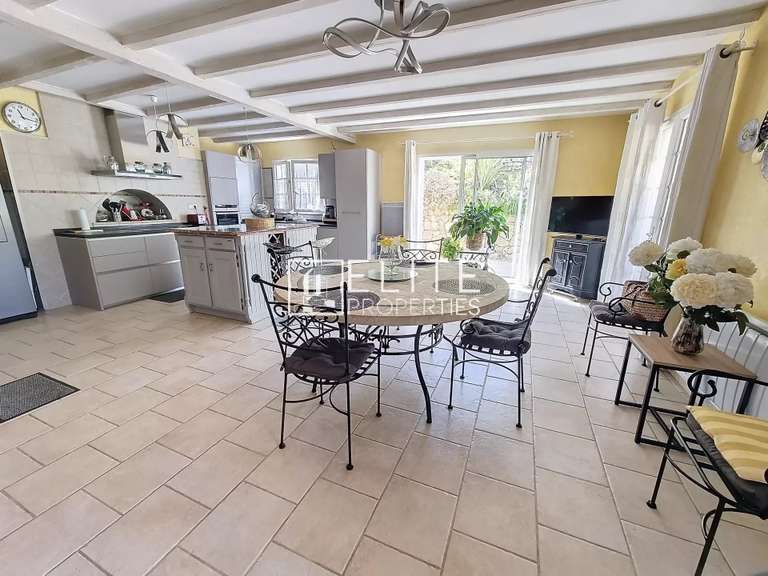 Maison Les Adrets-de-l'Estérel - 4 chambres - 203m²