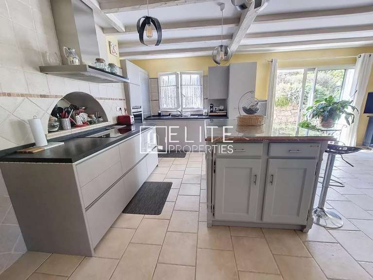 Maison Les Adrets-de-l'Estérel - 4 chambres - 203m²