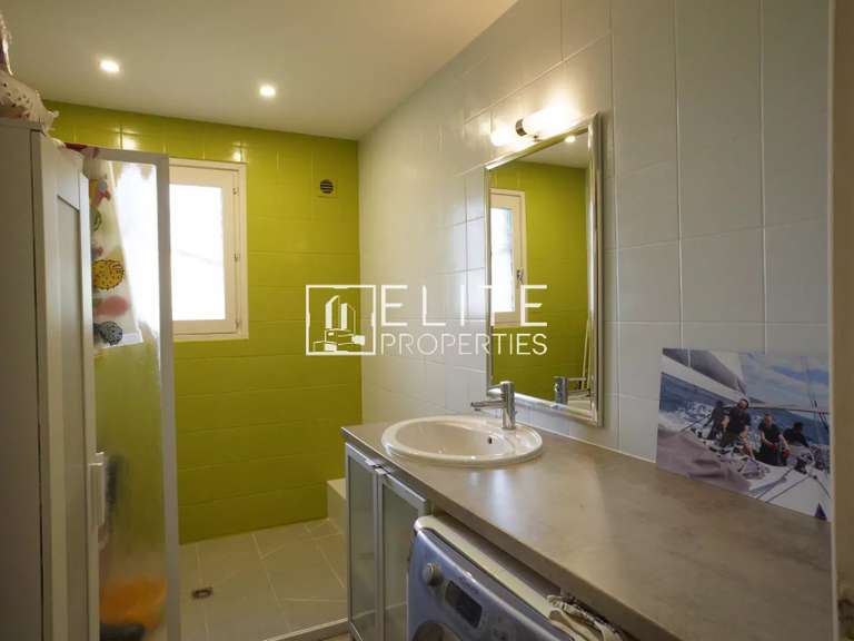 Maison Mouans-Sartoux - 5 chambres - 200m²