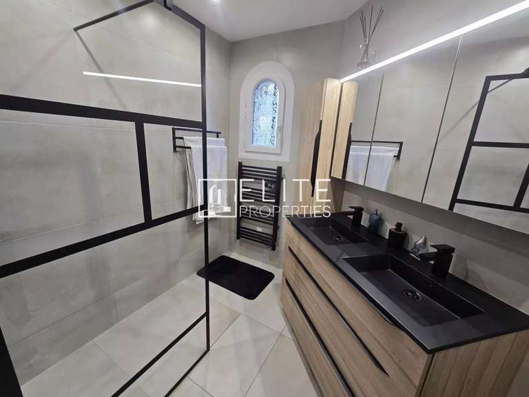 House Tanneron - 4 bedrooms - 180m²