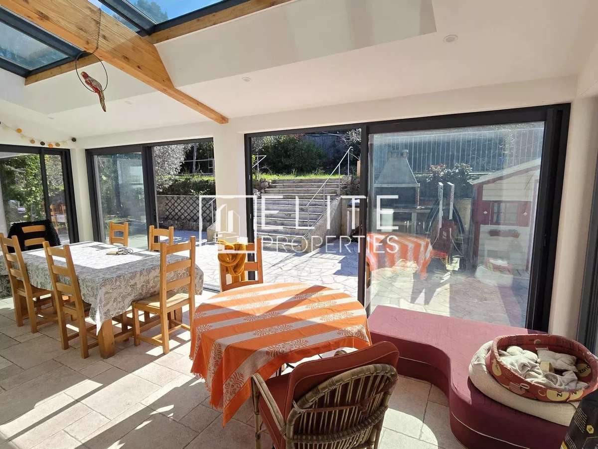 House Mouans-Sartoux