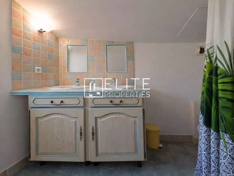 Maison Grasse - 6 chambres - 296m²