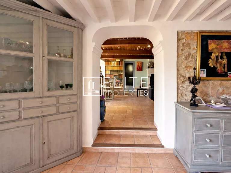 Maison Grasse - 6 chambres - 296m²