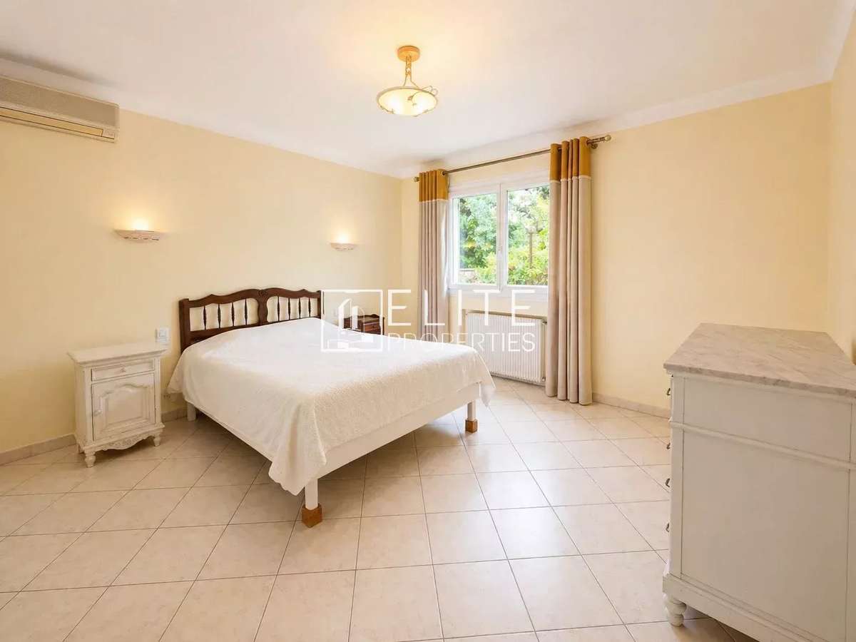 Maison La Roquette-sur-Siagne
