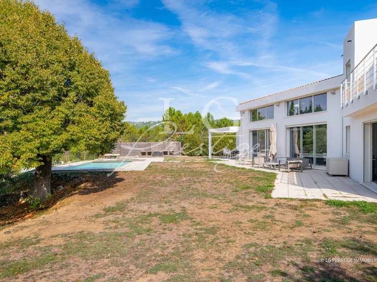 Maison Montauroux - 3 chambres - 223m²