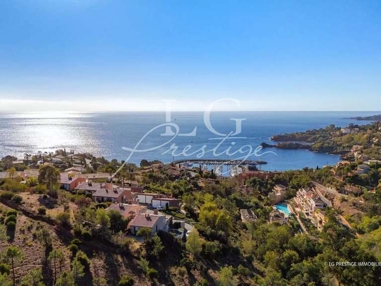 Maison Théoule-sur-Mer - 3 chambres - 76m²