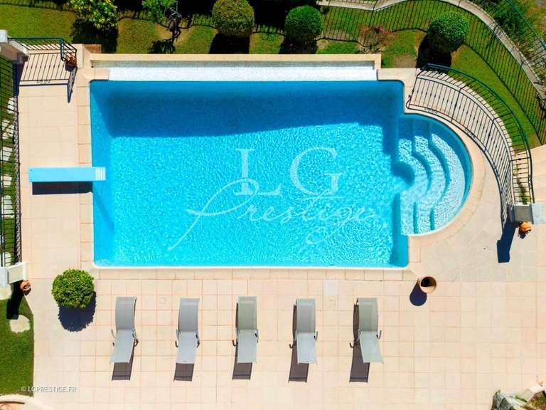 Maison Théoule-sur-Mer - 4 chambres - 200m²
