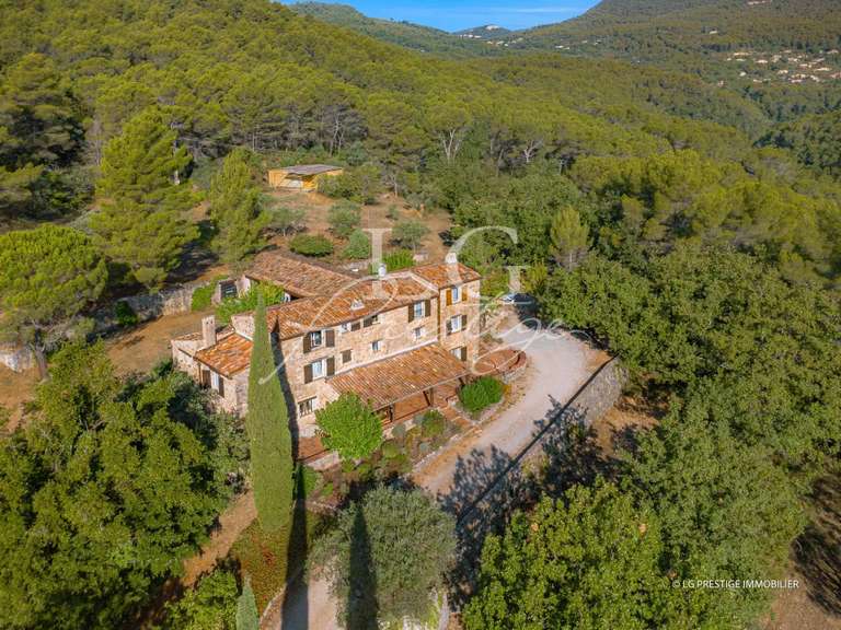 House Seillans - 6 bedrooms - 401m²