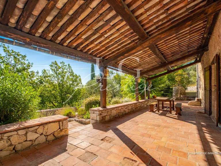 House Seillans - 6 bedrooms - 401m²