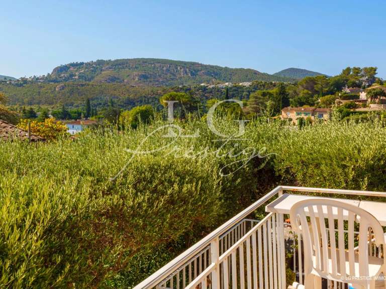House Mandelieu-la-Napoule - 4 bedrooms - 199m²