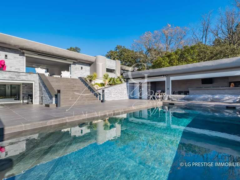 Maison Fréjus - 6 chambres - 350m²