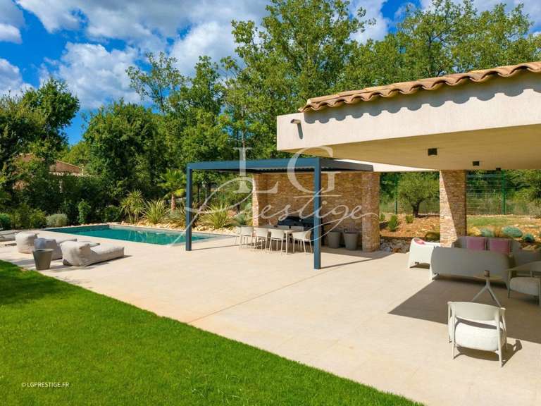 Maison Tourrettes - 4 chambres - 240m²