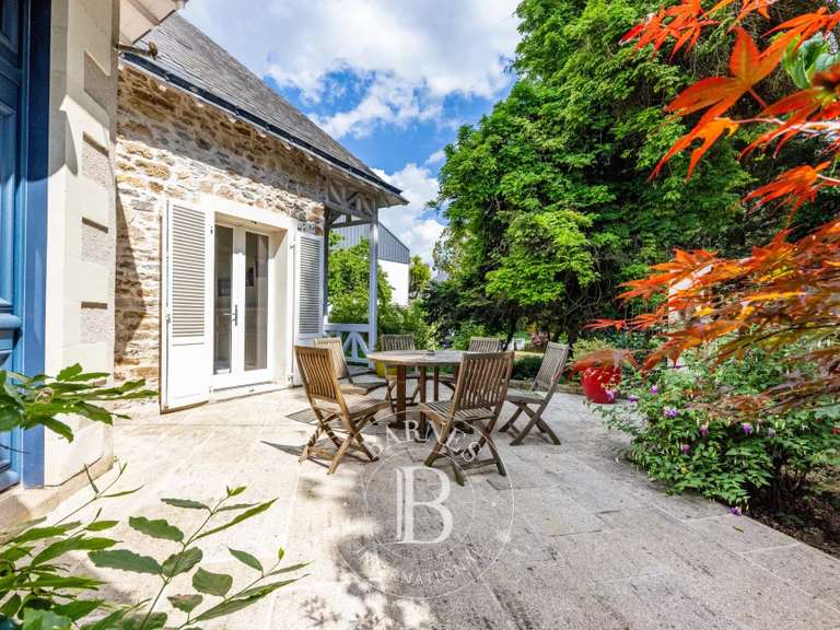 House Nantes Saint-Donatien - 4 bedrooms - 246m²