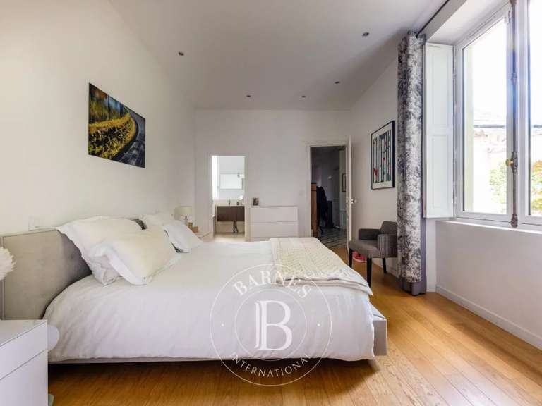 Maison Nantes Saint-Donatien - 4 chambres - 246m²