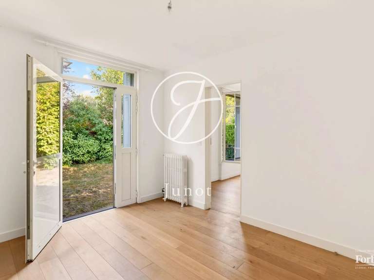 Maison Rueil-Malmaison - 4 chambres - 146m²