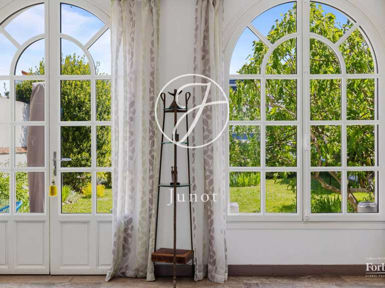 Maison Rueil-Malmaison - 5 chambres - 270m²