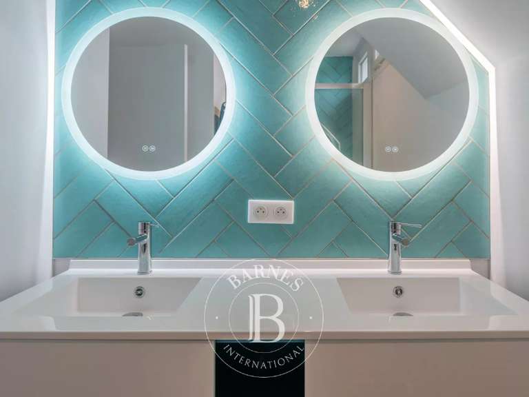 Maison Orvault - 5 chambres - 174m²