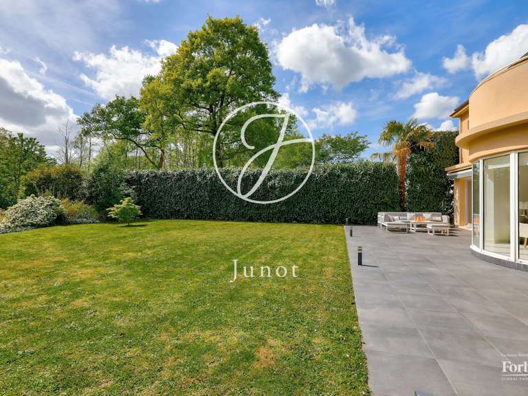 Maison La Celle-Saint-Cloud - 5 chambres - 265m²