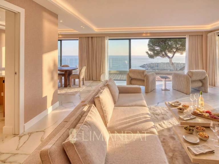 Maison Roquebrune-Cap-Martin - 4 chambres - 237m²
