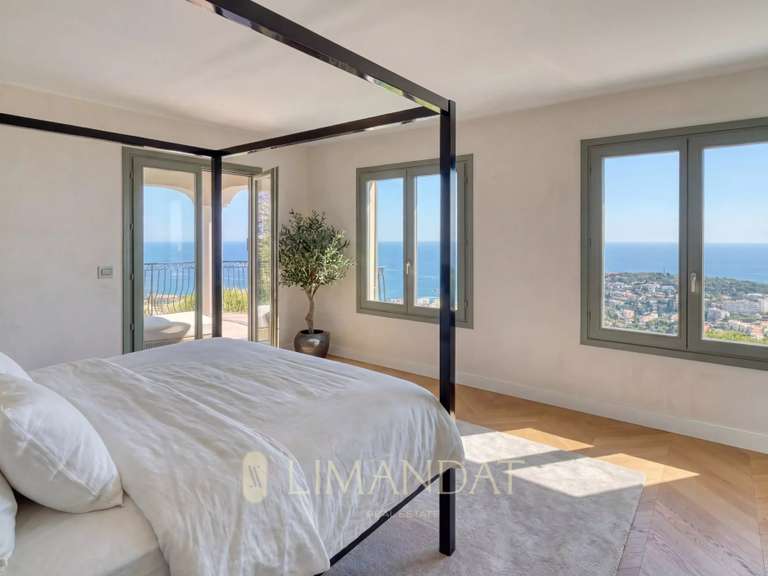 Maison Roquebrune-Cap-Martin - 4 chambres - 200m²