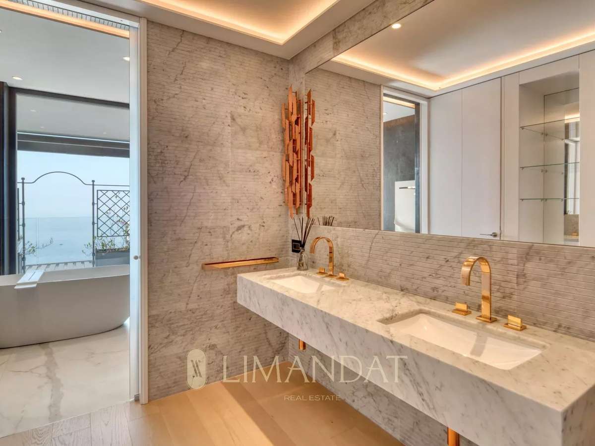House Roquebrune-Cap-Martin