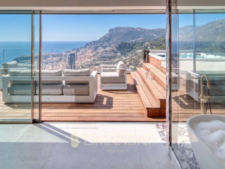 Maison Roquebrune-Cap-Martin - 4 chambres - 236m²