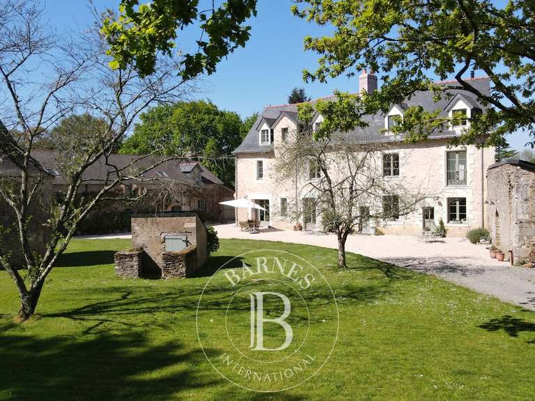 Maison Sucé-sur-Erdre - 510m²