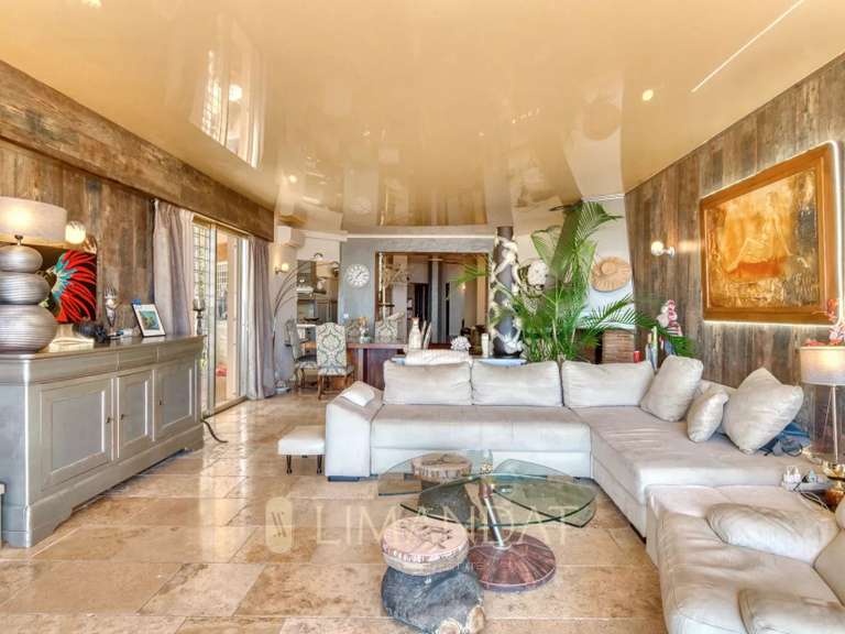 Maison Villefranche-sur-Mer - 5 chambres - 348m²
