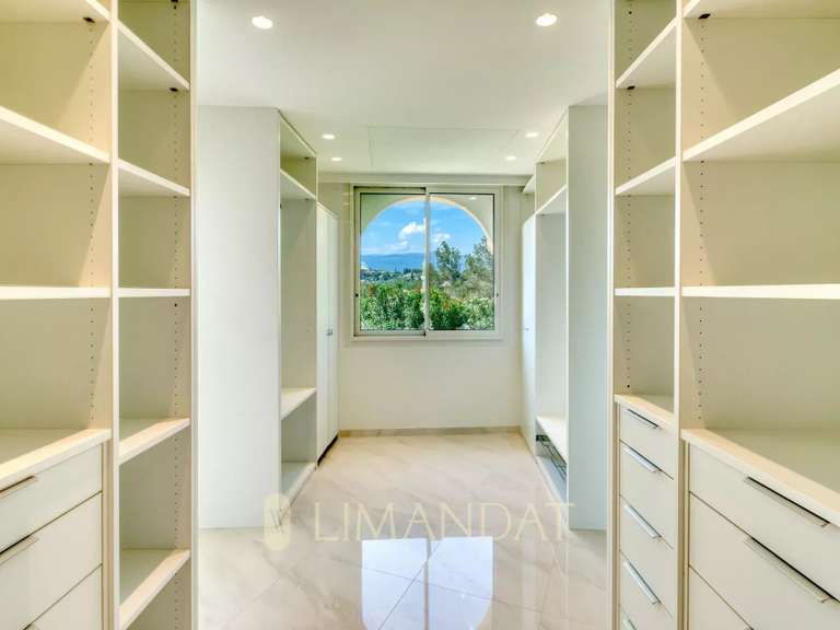 House Mouans-Sartoux - 8 bedrooms - 646m²