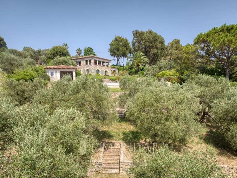 House Mouans-Sartoux - 4 bedrooms - 230m²