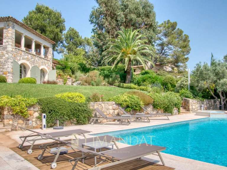 House Mouans-Sartoux - 4 bedrooms - 230m²