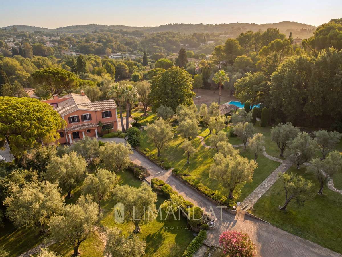 Maison Mougins