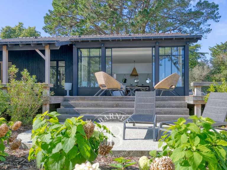 Maison Saint-Marc-sur-Mer - 8 chambres - 556m²
