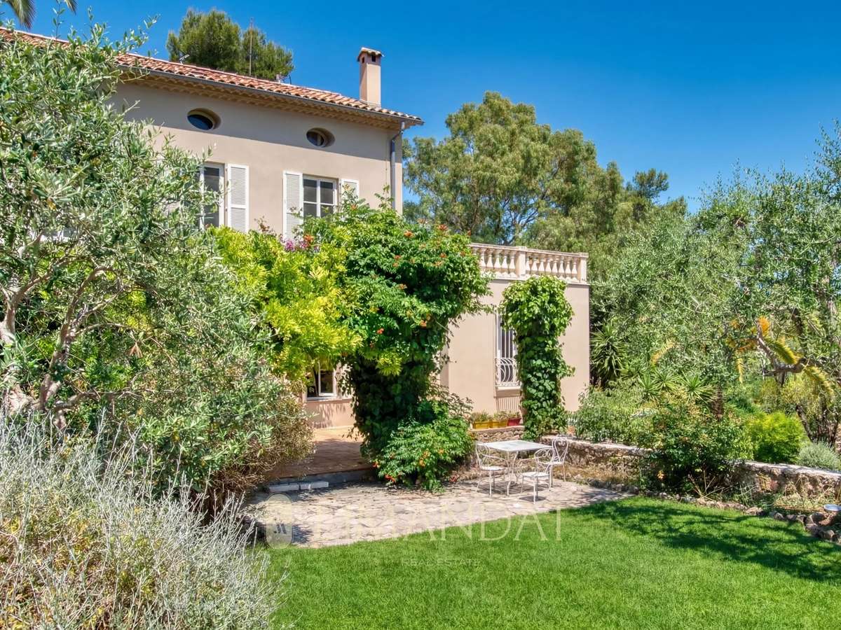 House Mougins