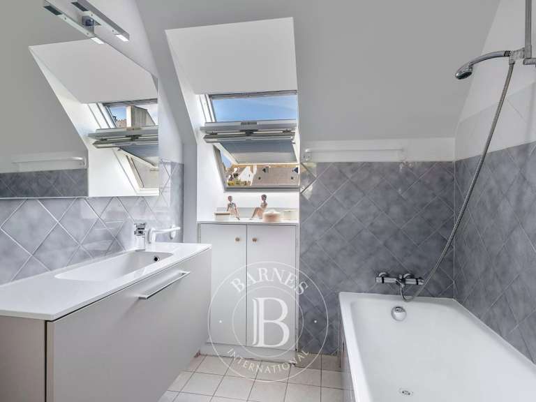 Maison Séné - 4 chambres - 175m²