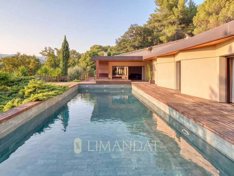 Maison Saint-Paul-de-Vence - 6 chambres - 330m²