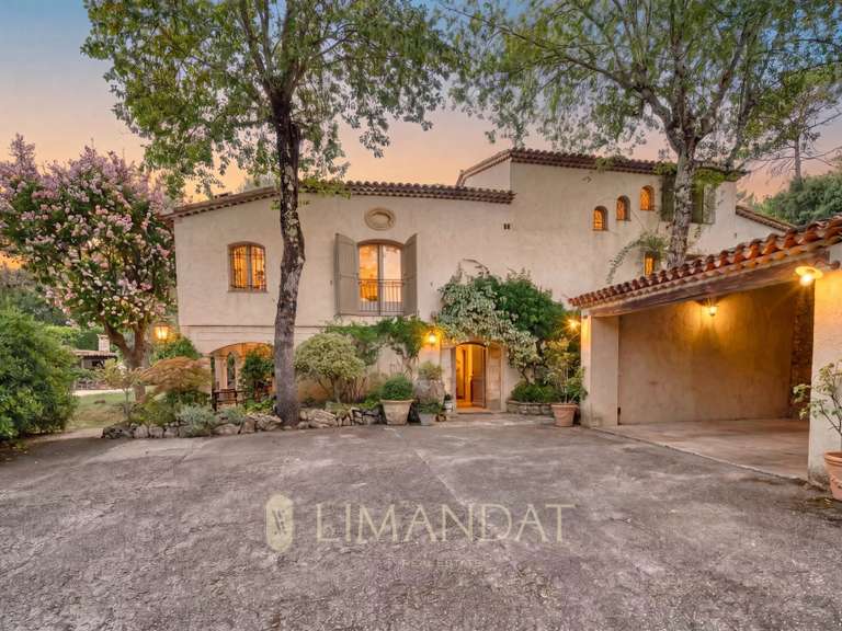 House Valbonne - 5 bedrooms - 330m²