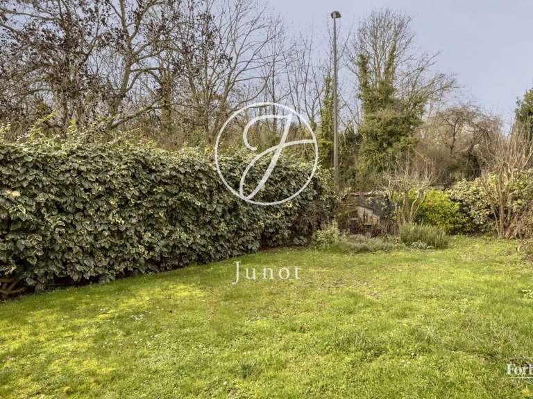 Maison Suresnes - 4 chambres - 193m²