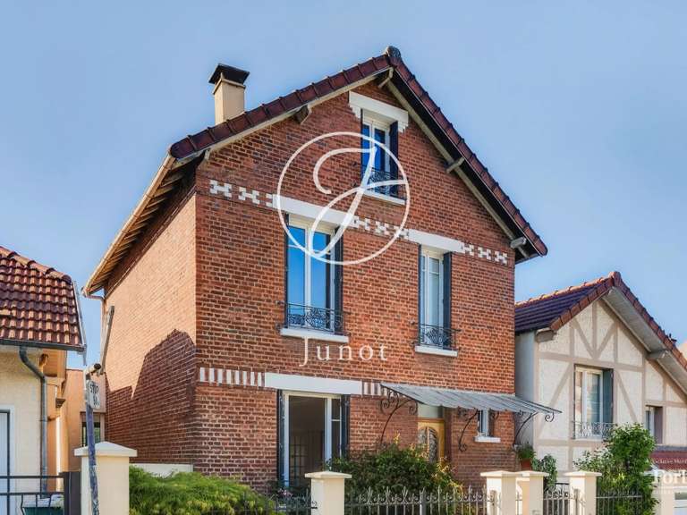 Maison Ville-d'Avray - 4 chambres - 169m²