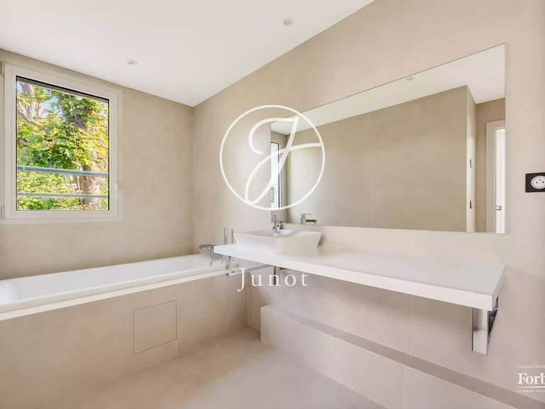 House Saint-Cloud - 5 bedrooms - 218m²