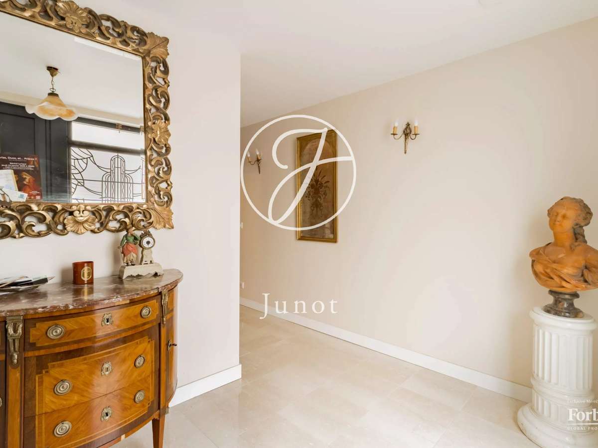 House Boulogne-Billancourt